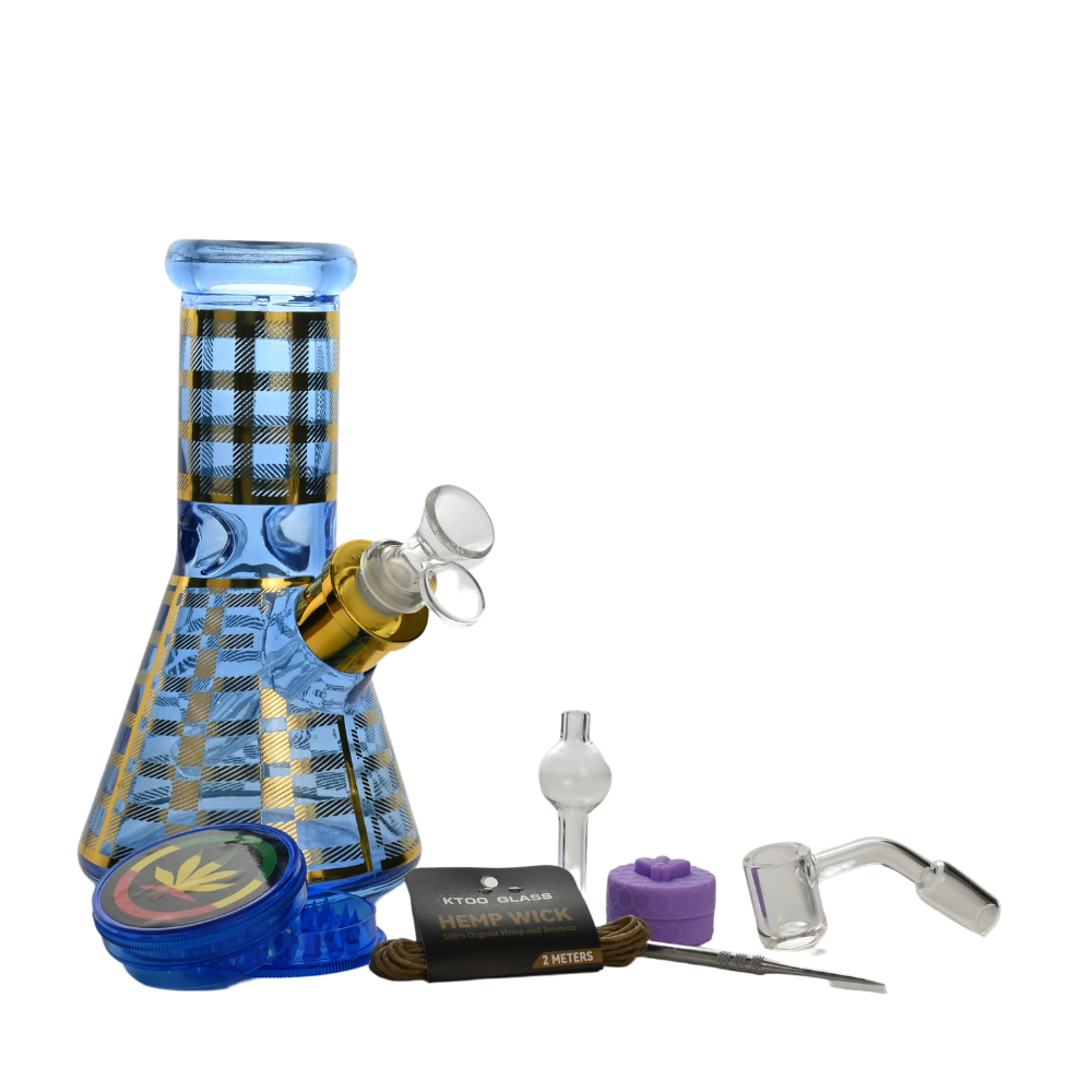 8" Checkered Pattern Glass Bong 9-in-1 Dab Kit