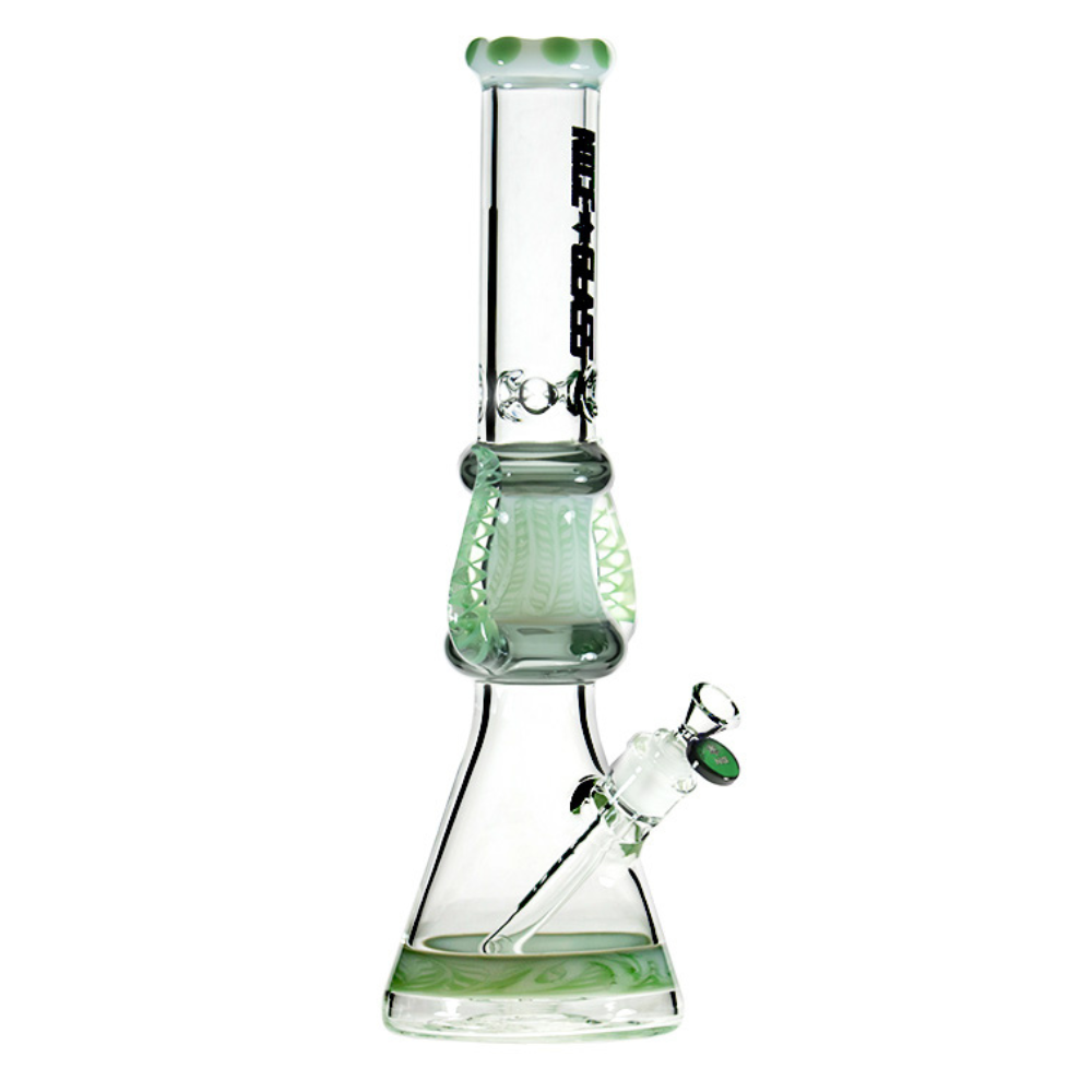 17 Nice Glass Crowned Diablo Bong